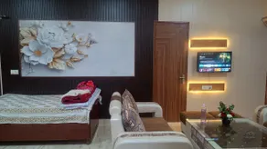 a cozy and luxury villa - Image 2