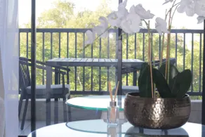 Stunning 2 bed Apartment near Monte Casino - Image 5