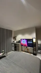 Studio with master bed and smart entrance - Image 4