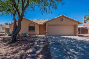Relax & Unwind/Cozy Home+RV Parking Available - Image 4
