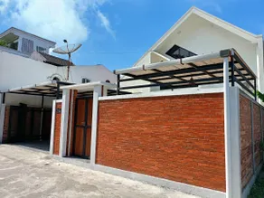 Yustien Homestay Jogja 3 Bedroom - Entire House - Image 4