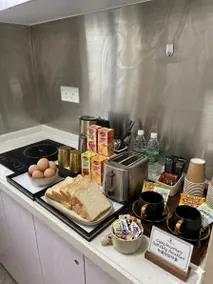 Rare Private Terrace | Free Breakfast|Steps to MTR - Image 2