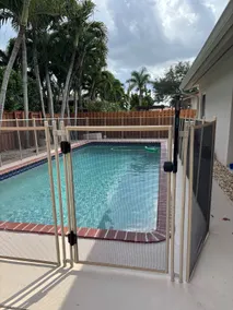 Spacious & Comfortable 4 BR, 2 BH home with pool - Image 3