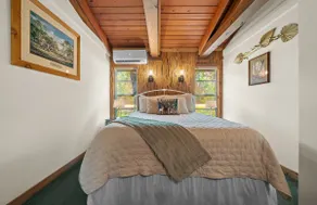 Red Canoe Cabin OnThe Water in National Forest - Image 5