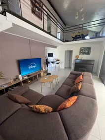 Mairenui Lodge – Tropical villa 200 m from the beaches - Image 3