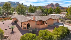 Scenery Home with Red Rock View Pool Spa Game Room - Image 3