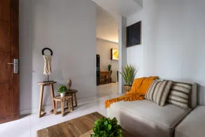 Cozy 2 Story Home & 3 Bedrooms - Image 2