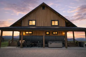 Moonlight Meadow AC+Hotub+WiFi+20min2 Yellowstone - Image 3