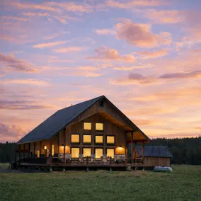 Moonlight Meadow AC+Hotub+WiFi+20min2 Yellowstone - Image 2