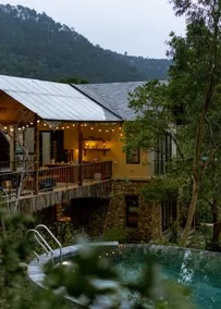 Quin House - Image 5