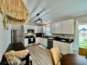 Beach house get away in Trenton, OH - Image 5