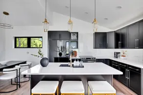 Modern Luxury Escape on Private Acreage - Image 5