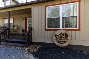 The Hideaway - quiet, comfy, convenient! - Image 5