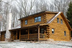 Ivy Lane Cabin & Sports Bar - Image 2