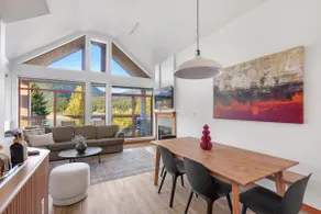 Cozy Lakefront Whistler Condo | Mountain/Lake View - Image 4