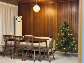 Quiet 3-room accommodation 10 minutes from Busan Station, for up to 8 people, with a spacious living room and 4 queen-size beds - Image 3