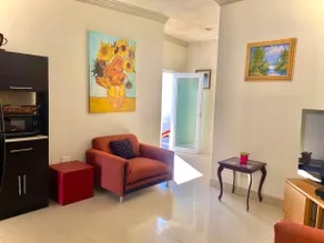 Spacious, bright and cozy apartment - Image 3
