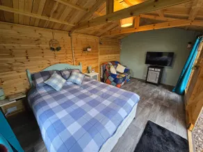 Willow Corner Cabin - Image 3
