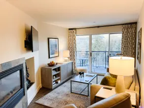 Downtown Edwards Condo | 2 BD 2 BA - Image 3