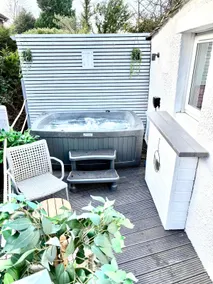 Clover Neuk - Hot Tub - Coorie Doon Stays - Image 4