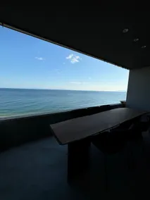 Superb ocean views and a high-ceilinged, open space! - Image 3