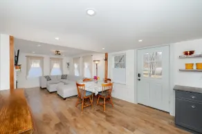 Remodeled 1790 Farmhouse! 4 Bedroom. Unit A - Image 5