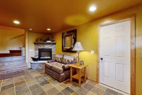 Rustic 2BR | Deck | Modern Amenities - Image 4