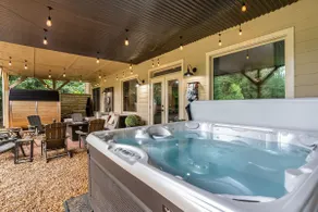 Group Home|Hot Tub|Game Room|Fire Pit|Pets|Sauna - Image 2