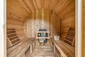 Group Home|Hot Tub|Game Room|Fire Pit|Pets|Sauna - Image 3