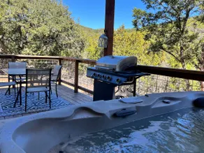 Canyon Lake Retreat w/ Hot Tub - Image 2