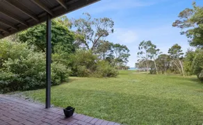 Huon: 1BR lodge offering water views + more! - Image 2