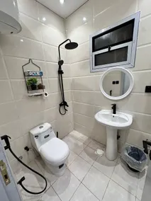 Elegant and comfortable modern apartment 4 (available now) - Image 4