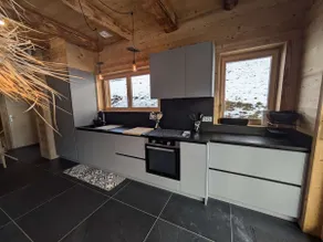 Lodge – View – 4 bedrooms – 2 bathrooms – 10 - Image 2