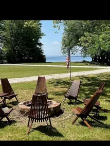 Cozy Lakeside Cottage - Image 5