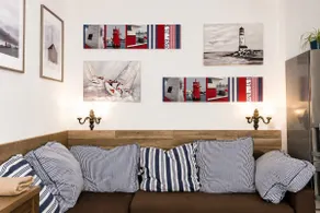 Cozy Rustic Interior @ TOP location Ƹ̵̡⁠Ӝ̵̨̄⁠Ʒ - Image 5