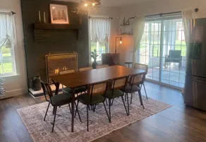 Hearth & Heartland Farmhouse on 3 private acres - Image 4
