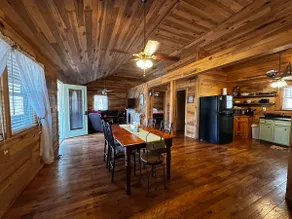 Pet friendly Cabin in woods min from cave run lake - Image 2