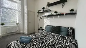 Bright and spacious apartment near Glasgow - Image 5