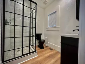 Gorgeous loft downtownSherman washer dryer WiFi - Image 5