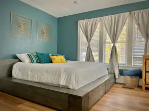 Gorgeous loft downtownSherman washer dryer WiFi - Image 4