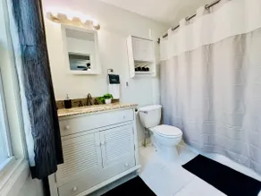 The Love Nest - Image 5