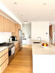 Lennox Beach house - Image 2