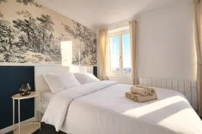 50 m2 with castle view - Comfortable - Fan - Image 2