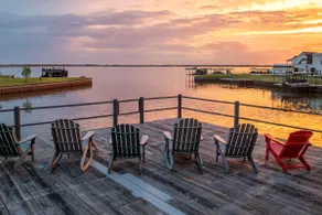 Lakefront retreat Pool Spa Dock Kayak near Dallas - Image 3