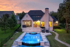 Lakefront retreat Pool Spa Dock Kayak near Dallas - Image 4