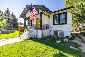 Dog and Fly Fishing Friendly Downtown Home. - Image 2