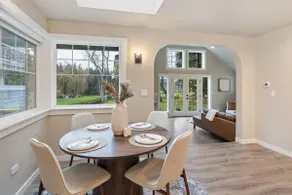 Newly Renovated Lake House - Image 4