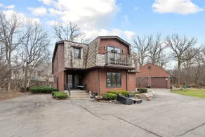 Serene Home Privately Nestled on 1.5ac of Forest! - Image 2