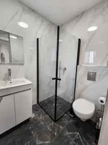 RUBY Studio Apartment - Image 2