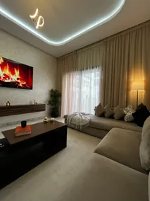 Chic & bright apartment ideal for exploring - Image 5